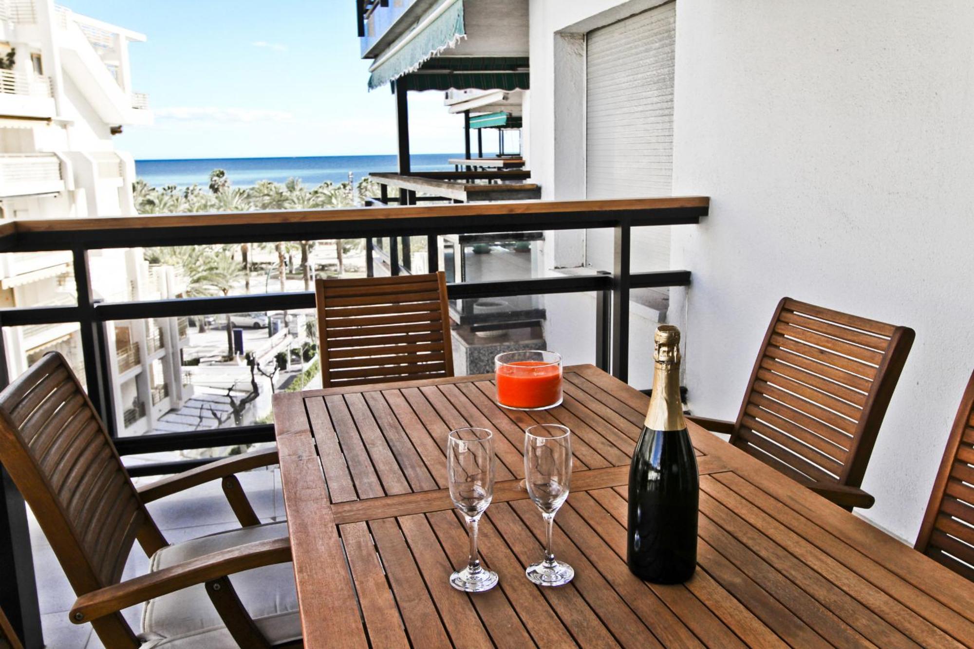 New Maria Anagabu Planet Costa Dorada Apartment Salou Exterior photo